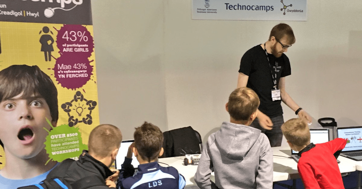 Featured image for “Technocamps at the Urdd National Eisteddfod 2018”